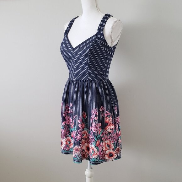 Trixxi Mixed print Fit &Flare Sun Dress Blue Size 7 - Picture 4 of 13